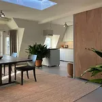 Floor Vondelpark Апартаменты Амстердам