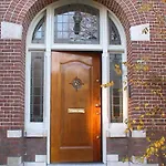 Floor Vondelpark Амстердам