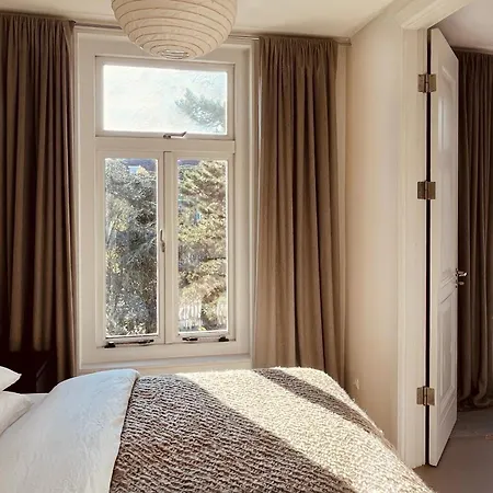 Appartement Floor Vondelpark Amsterdam